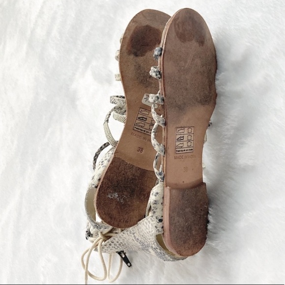Free People Juliette Wrap Leather Sandals Snakeskin Print Flats Gladiator - Picture 9 of 10